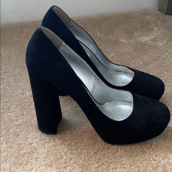 Prada suede heels - Picture 2 of 6